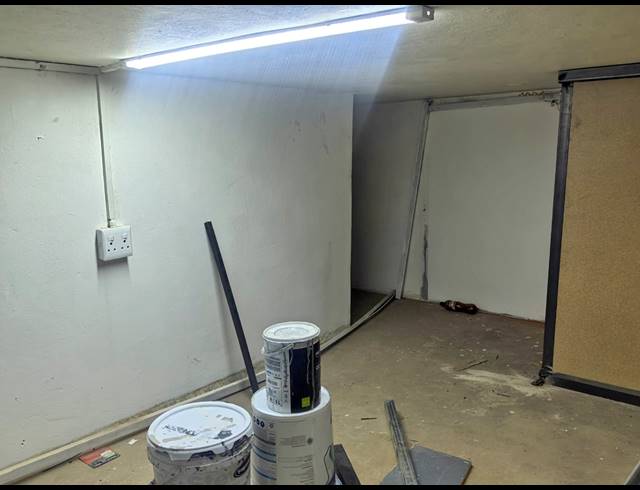 1,300M² BUILDING FOR SALE IN PRETORIA CENTRAL